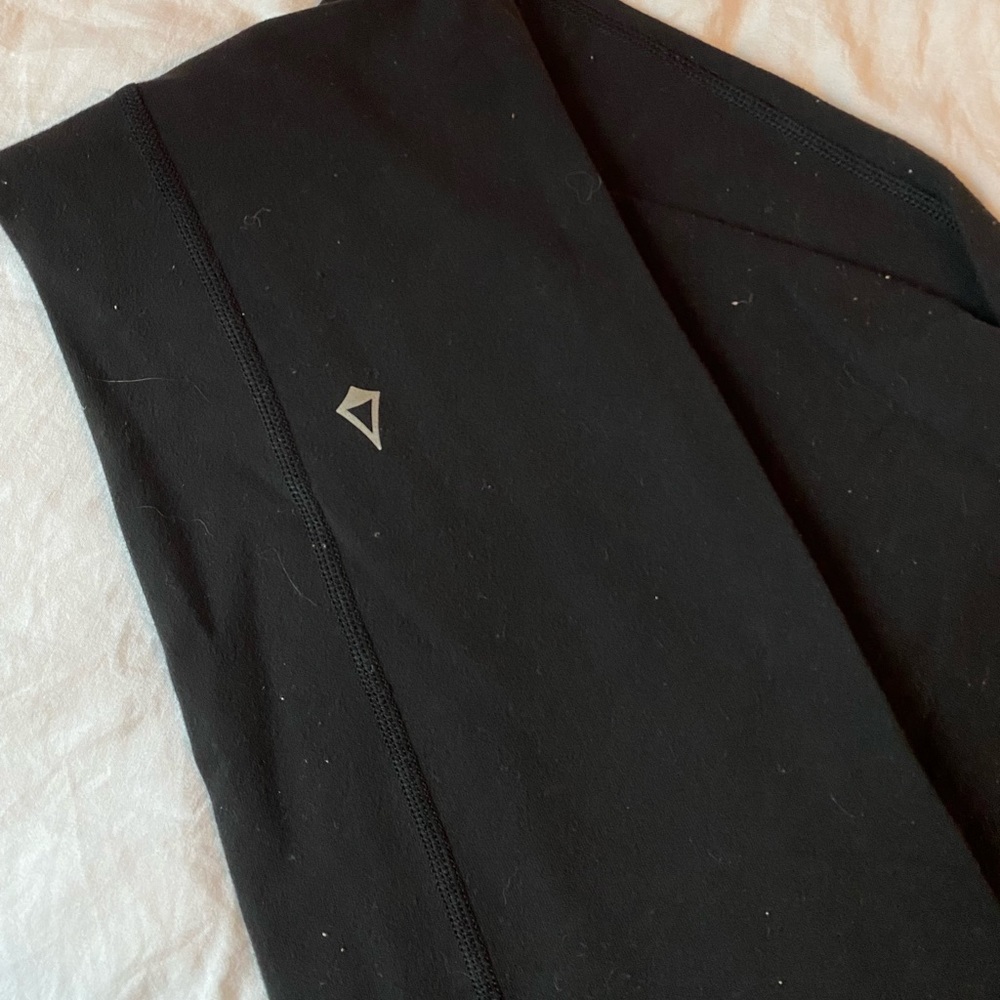 athleta yoga pants